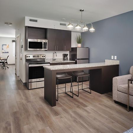 Stayapt Suites Charlotte North Huntersville Ngoại thất bức ảnh